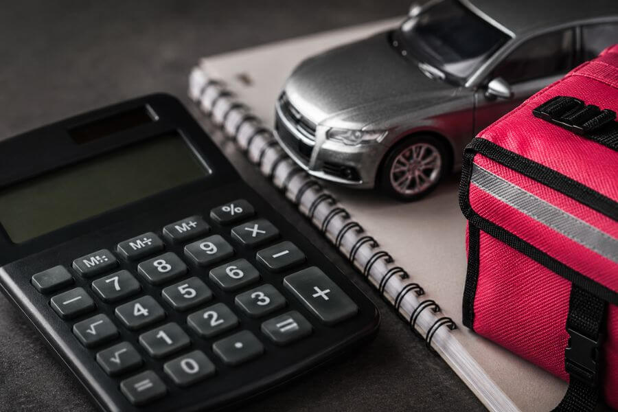 Read more about the article 10 Best Tax Deductions for Uber, DoorDash, and Gig Workers in 2026