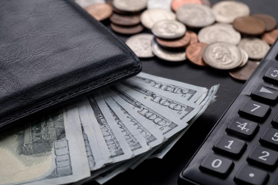 10 Smartest Money Moves to Make Before the Next Recession Hits dandan10