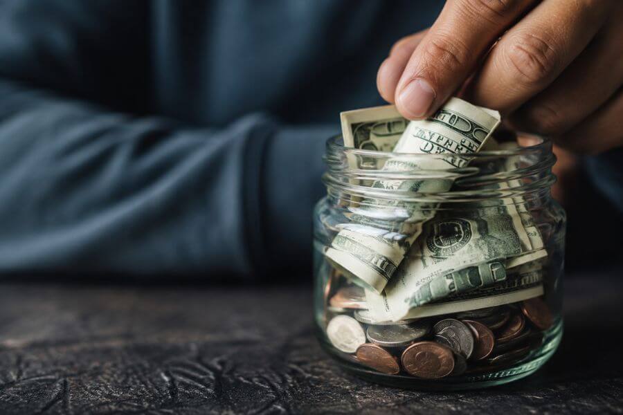 Read more about the article 10 Smartest Ways Gig Workers Can Build an Emergency Fund Faster