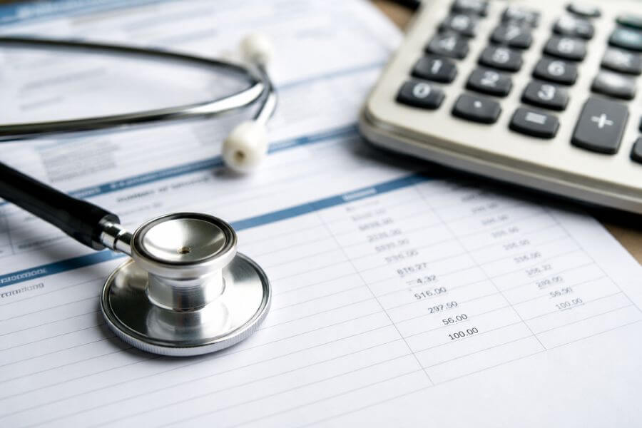 Read more about the article Top 10 Ways to Avoid Surprise Medical Billing in the United States