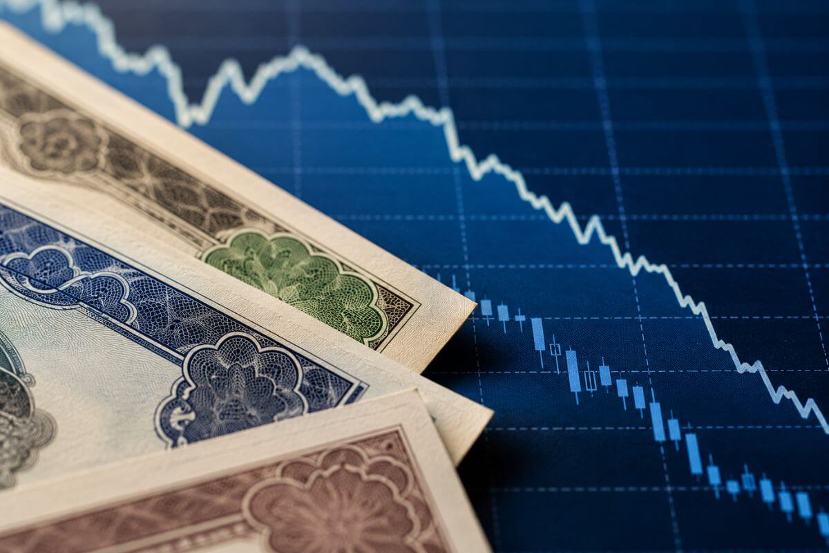 Read more about the article Top 10 Ways to Build a Bond Portfolio in a Falling Interest Rate Environment