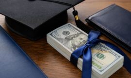 10 Best Financial Graduation Gifts for College Grads Entering the 2026 Job Market