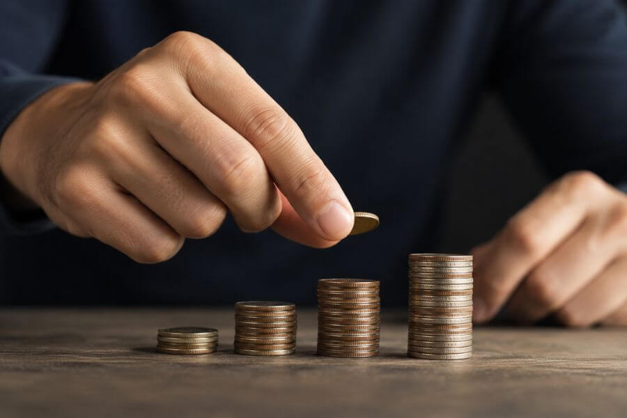 Read more about the article 10 Most Common Investing Mistakes Beginners Always Make