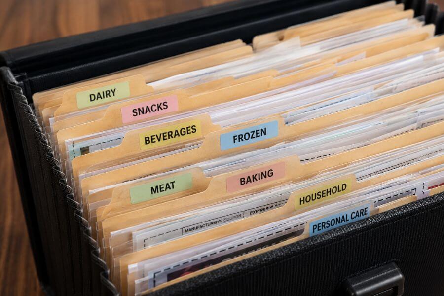 Read more about the article 10 Most Effective Coupon Organizers to Slash Your Grocery Bill Right Now