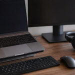 15 Biggest Side Hustle Essentials Every Remote Freelancer Needs This Year