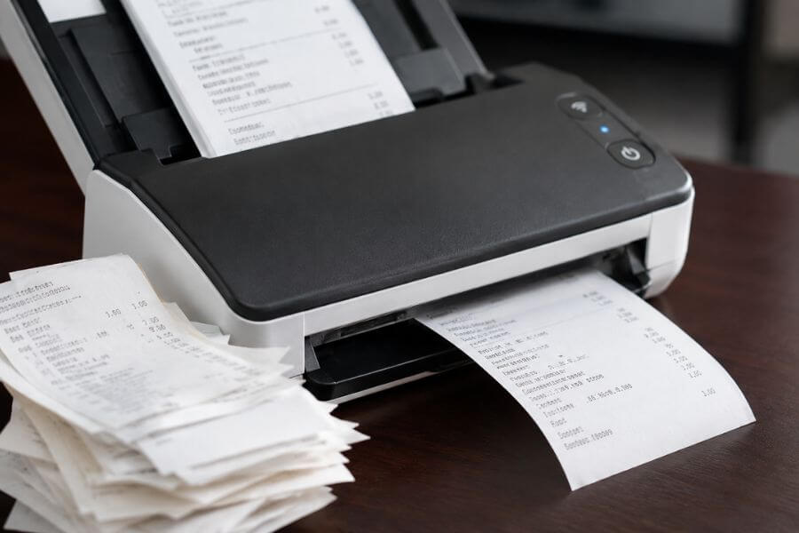 Read more about the article 9 Most Reliable Receipt Scanners to Track Your Small Business Expenses